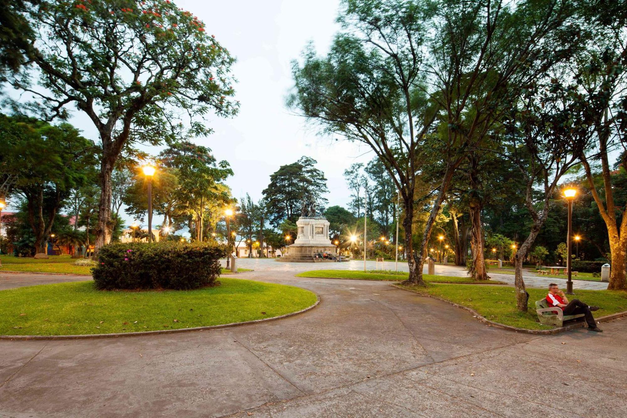 Hotel Presidente San José Exterior foto